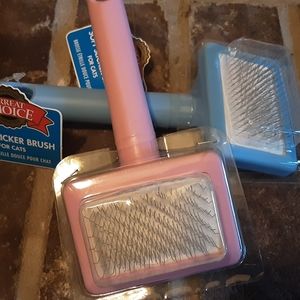 SOFT SLICKER BRUSH FOR CATS